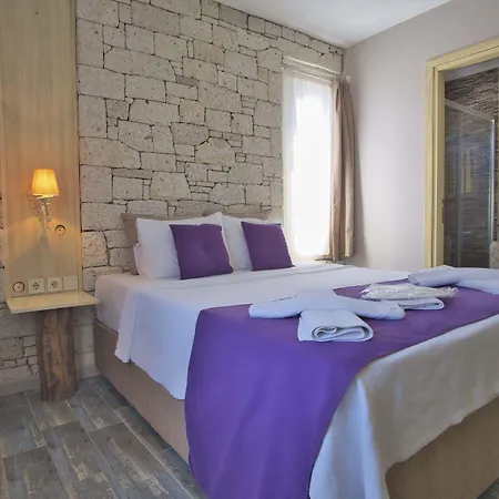 Ionic Bed & Breakfast Alaçatı