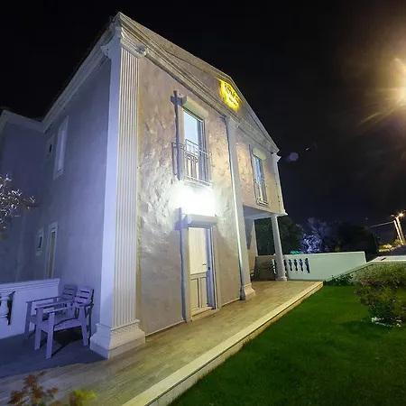 Ionic Bed & Breakfast